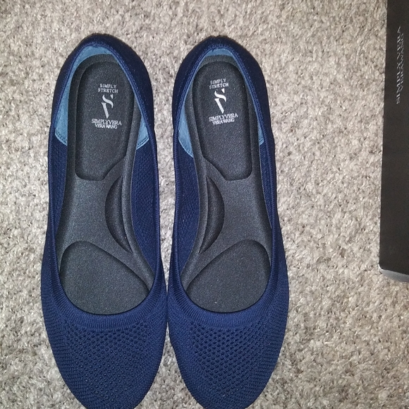 vera wang berner flats